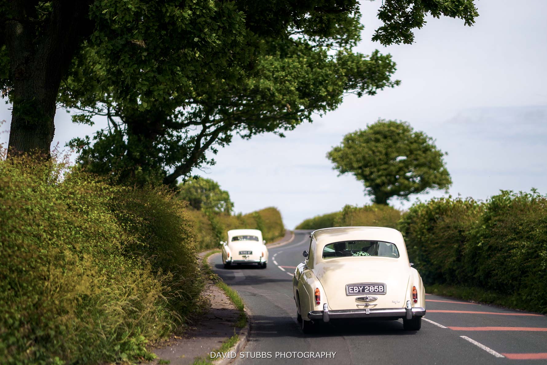 the wedding cars travelling to gibbon bridge